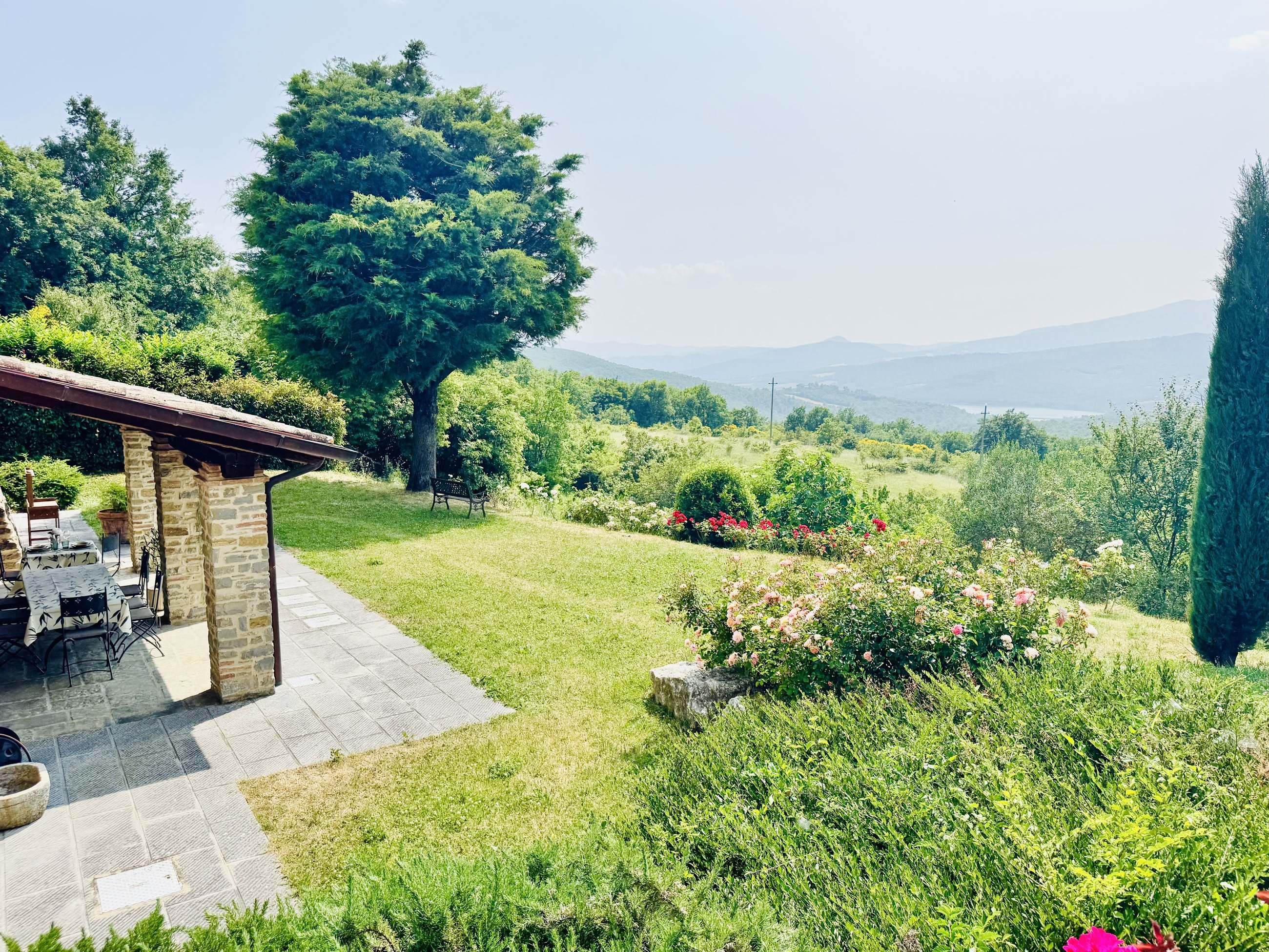 Garten mit Talblick